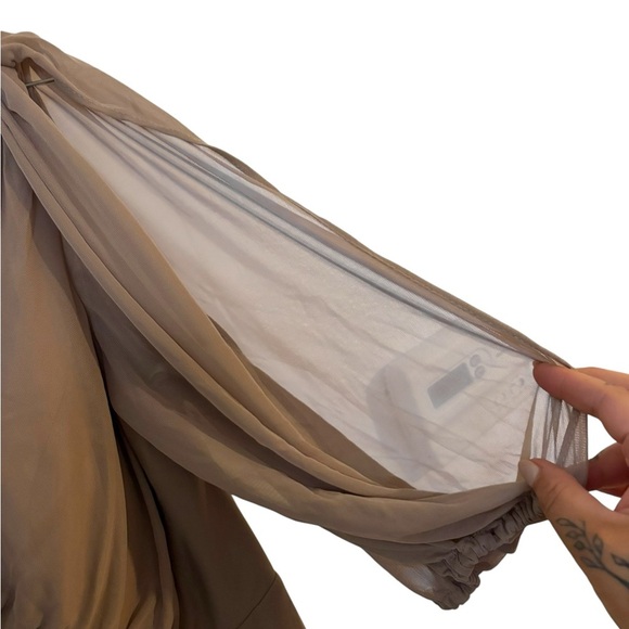 AZAZIE BRONWYN A-Line V-Neck Ruched Chiffon Dress | Brown | Size C - Picture 3 of 5